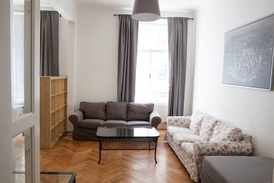 Apartment | Living area | TV