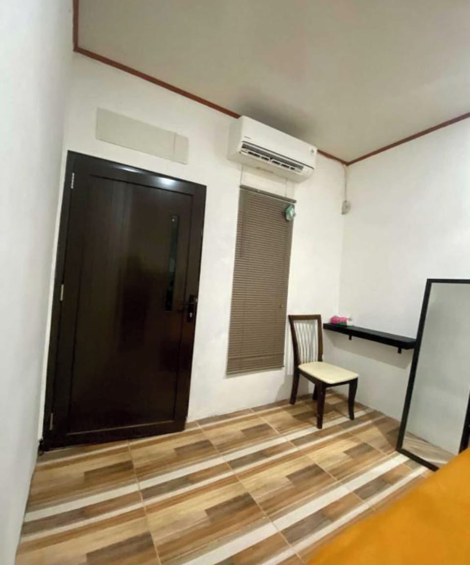 Deluxe Double Room | Desk, free WiFi, bed sheets