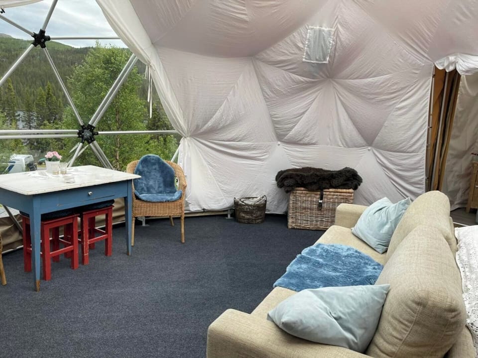 Basic Tent | 1 bedroom, bed sheets