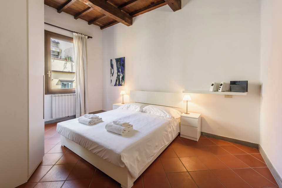 Comfort Apartment | 2 bedrooms, premium bedding, down comforters, laptop workspace