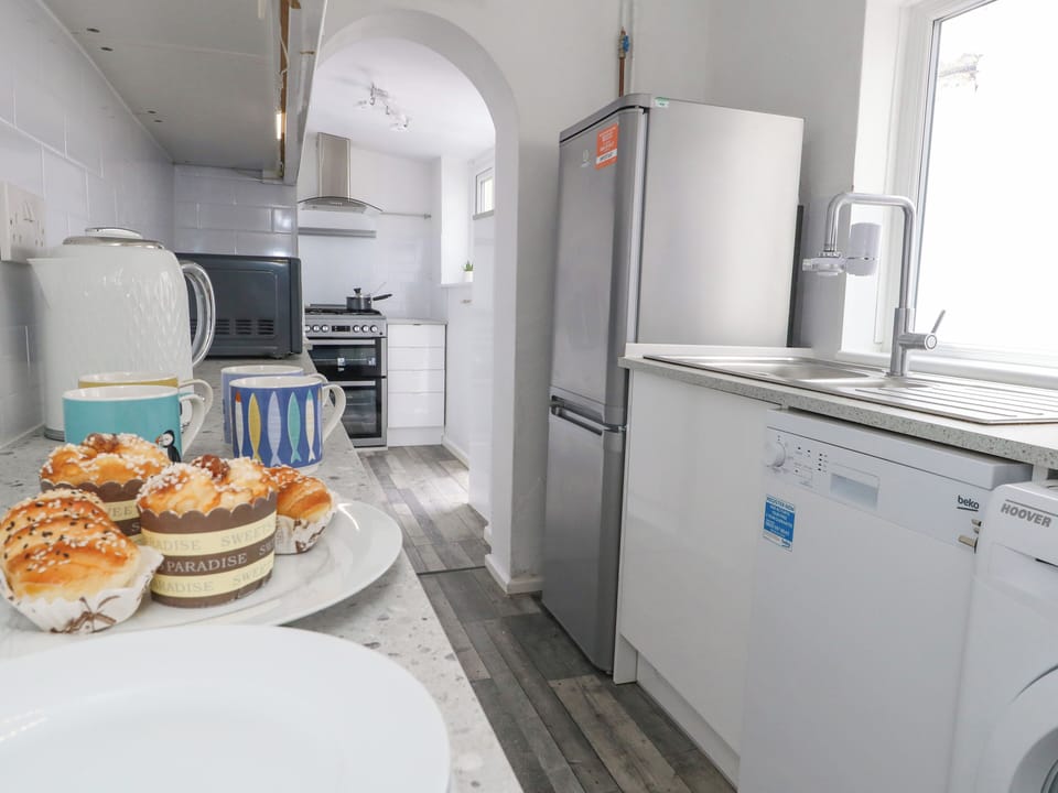 Fridge, dishwasher, electric kettle, toaster