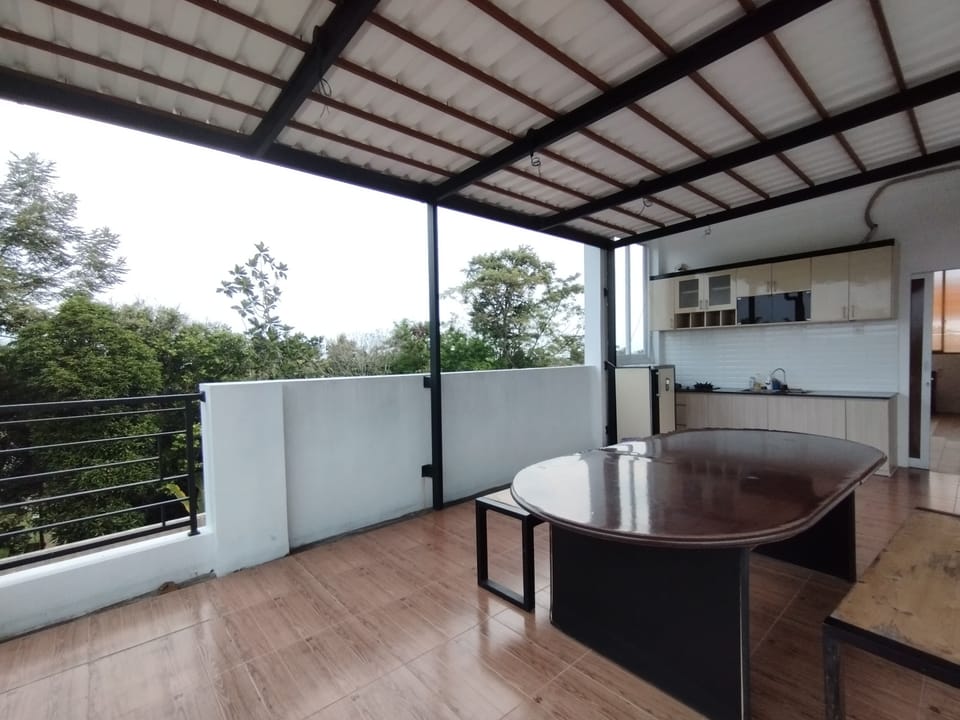 Deluxe Studio, 1 Bedroom, Mountain View | Private kitchen