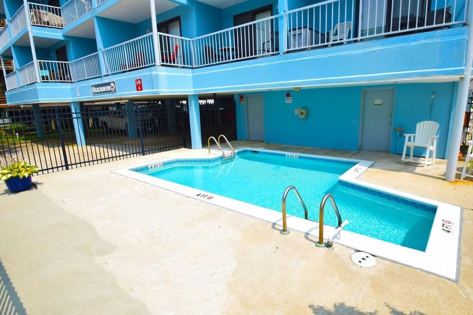 Condo, 1 Bedroom | Pool | Outdoor pool