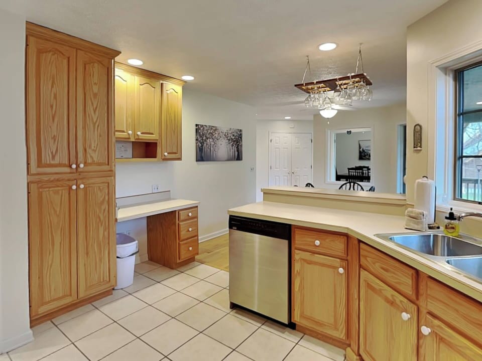 House (4 Bedrooms) | Property amenity