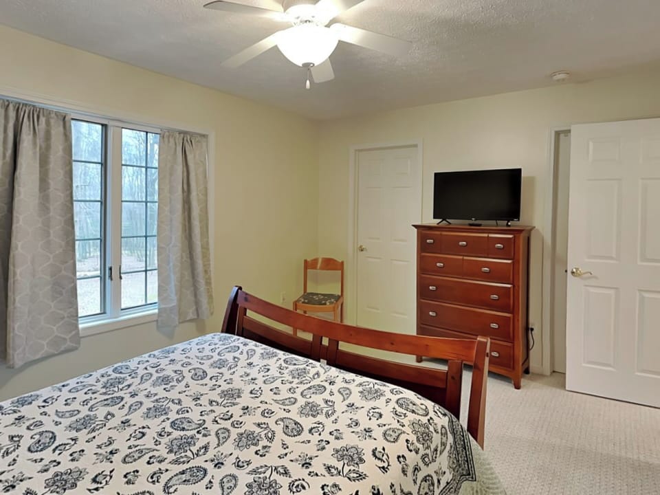 House (4 Bedrooms) | Property amenity