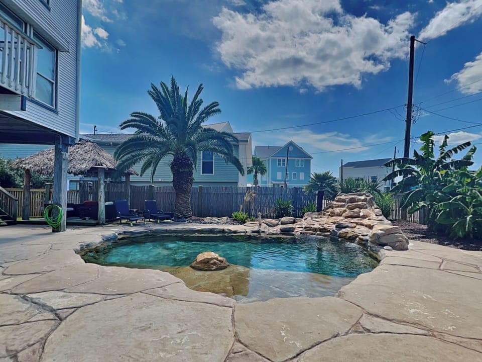 House (3 Bedrooms) | Pool | Outdoor pool