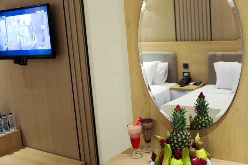 In-room safe, blackout drapes