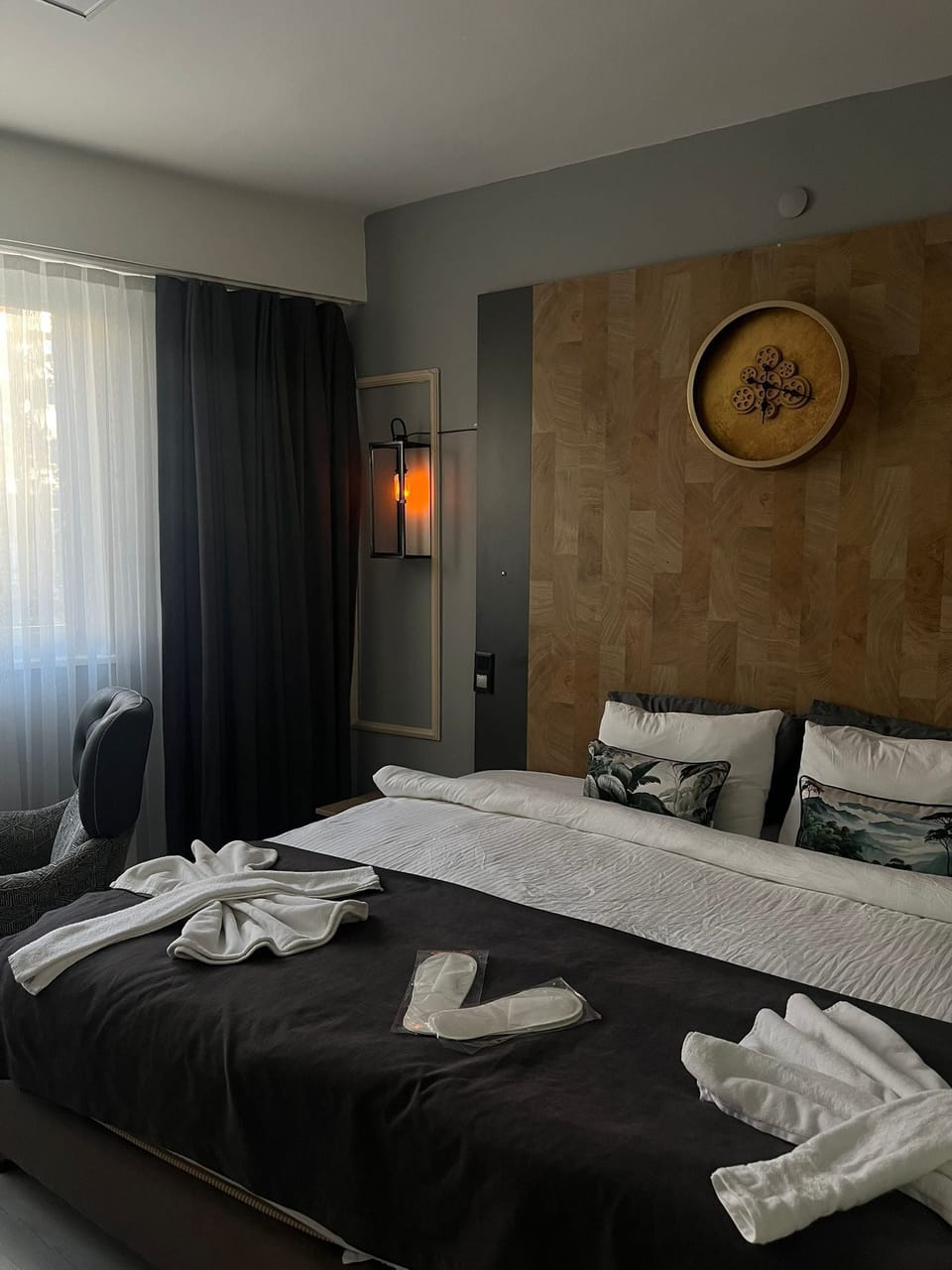 Egyptian cotton sheets, premium bedding, individually decorated
