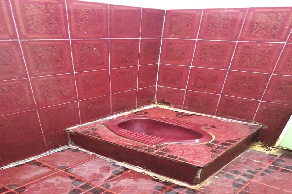 Deluxe Double Room | Bathroom | Shower, towels