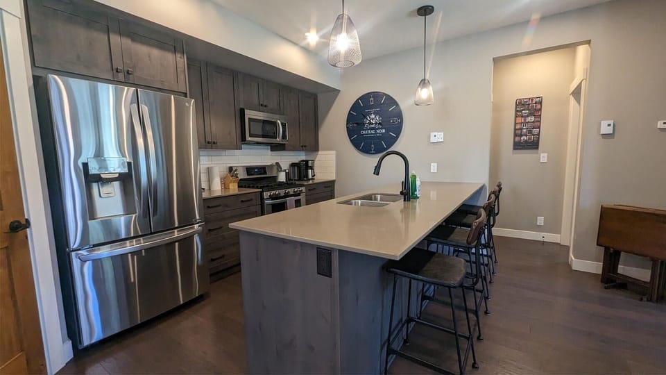 Condo, 2 Bedrooms | Private kitchen | Coffee/tea maker, fridge, oven, toaster