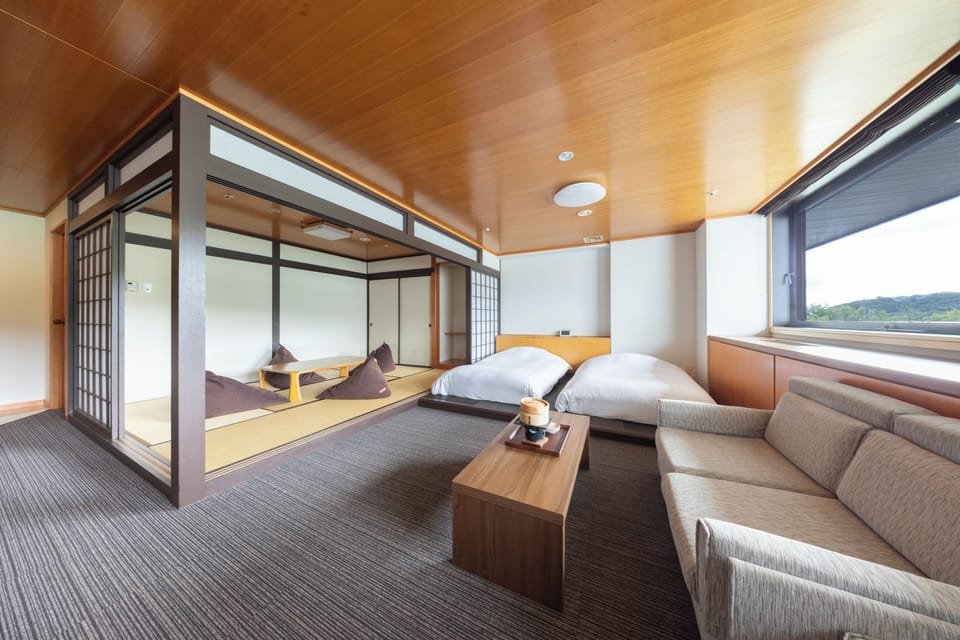 Deluxe Japanese and Western Combo, Non Smoking | Down comforters, in-room safe, iron/ironing board (on request)