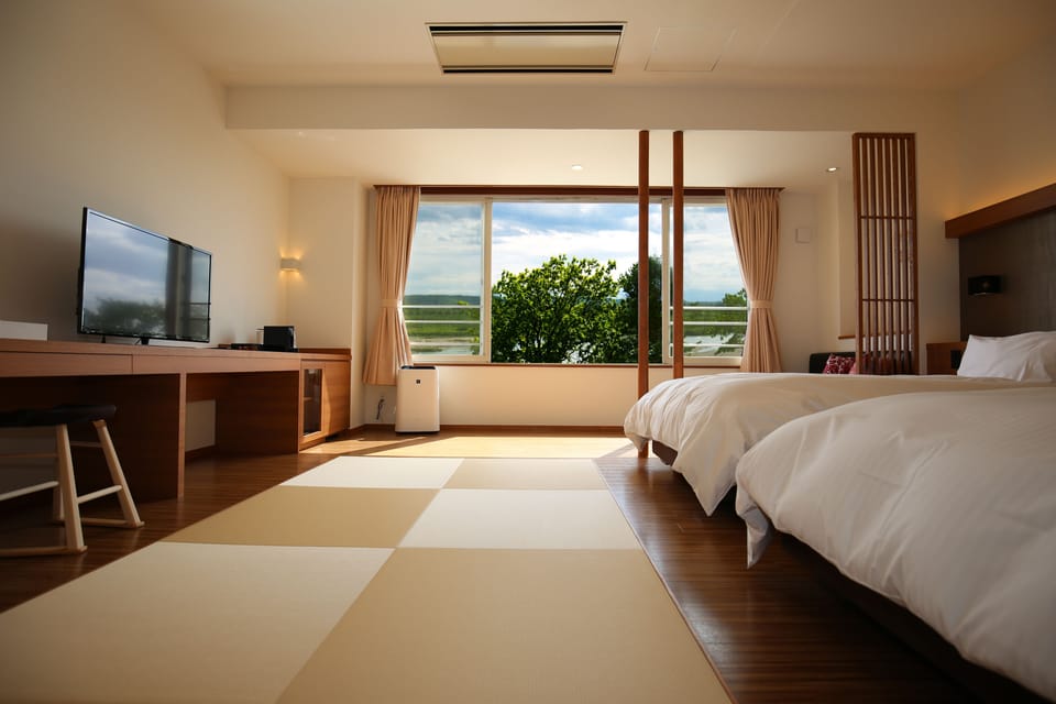Japanese Western Style Room, 40sqm (River side), Non Smoking | In-room safe, iron/ironing board, free WiFi, bed sheets