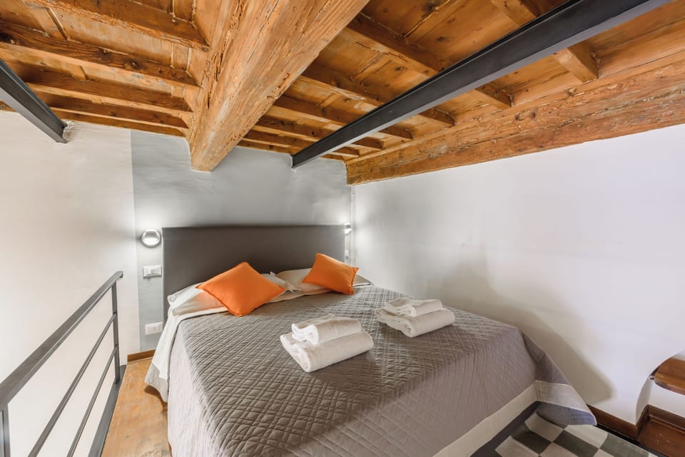Comfort Apartment | 1 bedroom, premium bedding, down comforters, laptop workspace