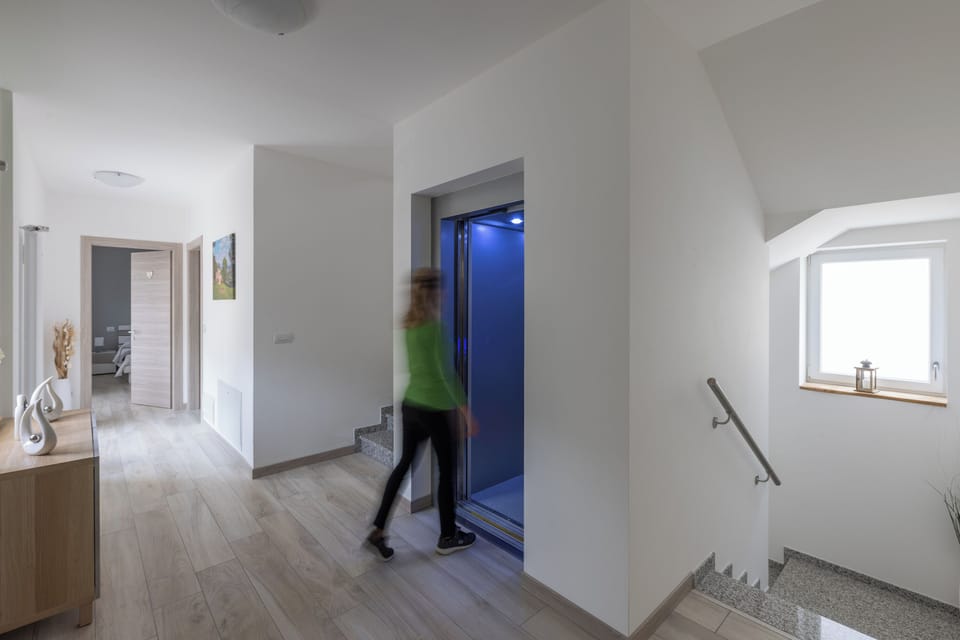 Elevator