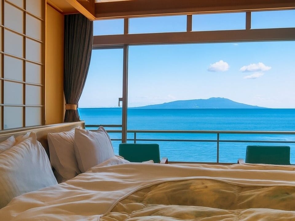 Basic Twin Room | Down comforters, in-room safe, free WiFi