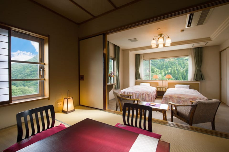 Japansee Western Room | In-room safe, WiFi (free)