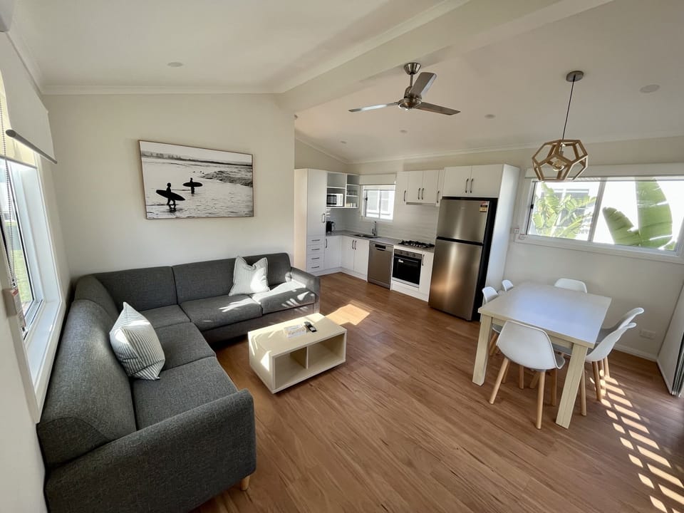 Pool View Cabins Sleeps 7 | Living area | 38-inch Smart TV with digital channels, TV, table tennis