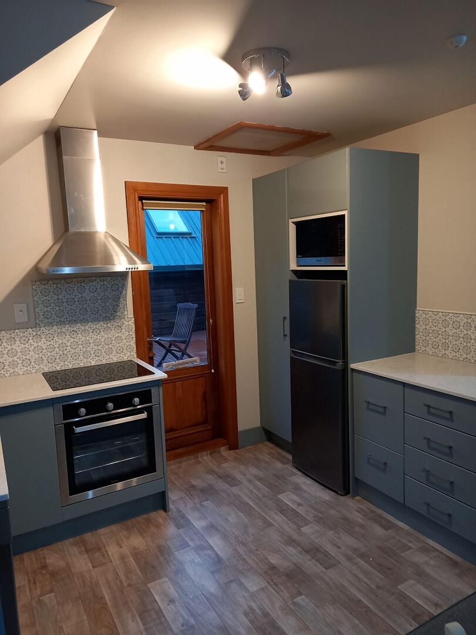 Standard Apartment, 2 Bedrooms, Non Smoking, Mountain View | WiFi (free), individually decorated, bed sheets