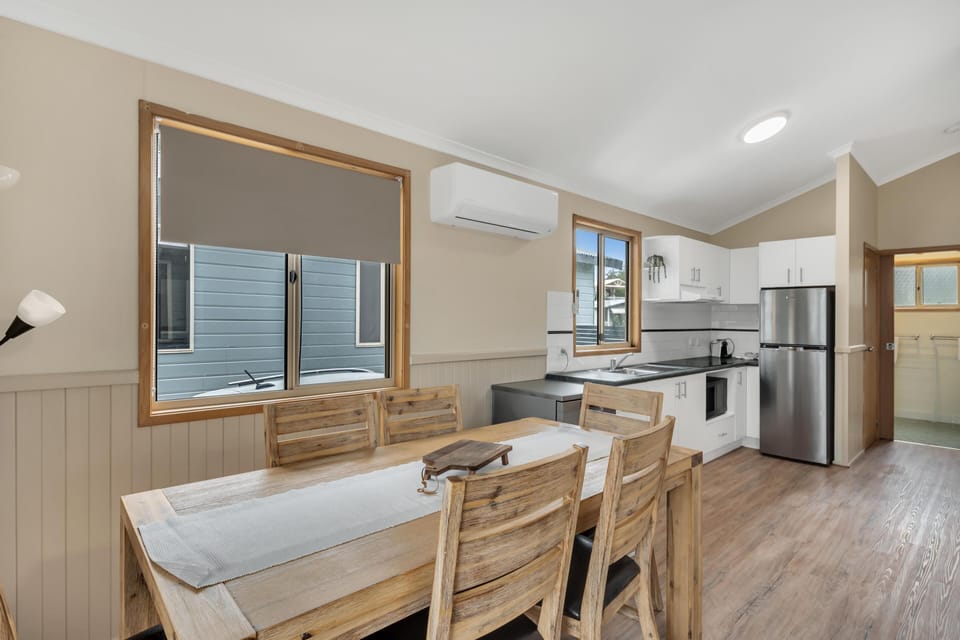 Garden Villa | Private kitchen | Electric kettle, dining table