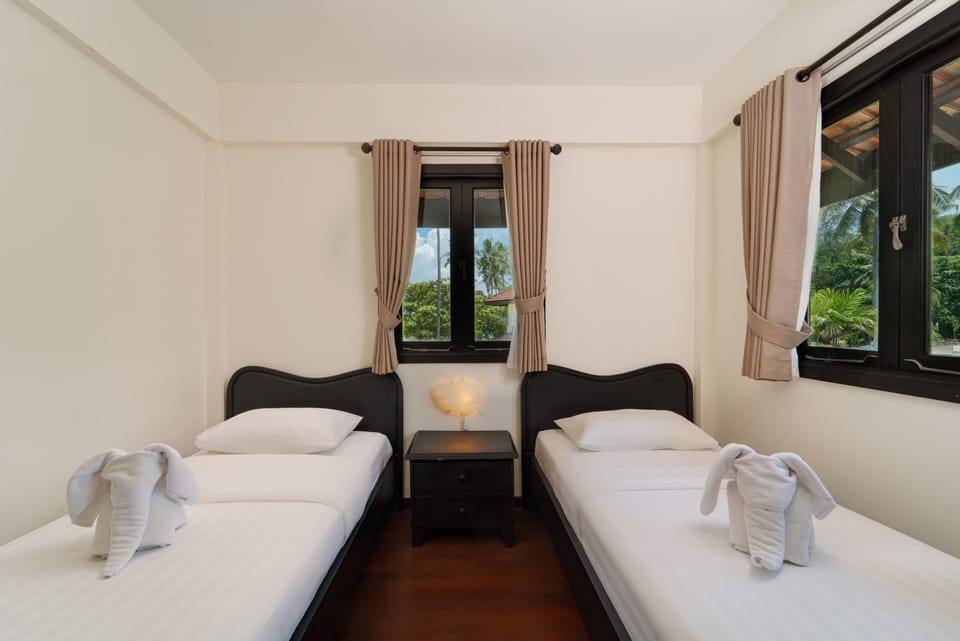 Villa, 4 Bedrooms, Sea View | In-room safe, desk, laptop workspace, iron/ironing board