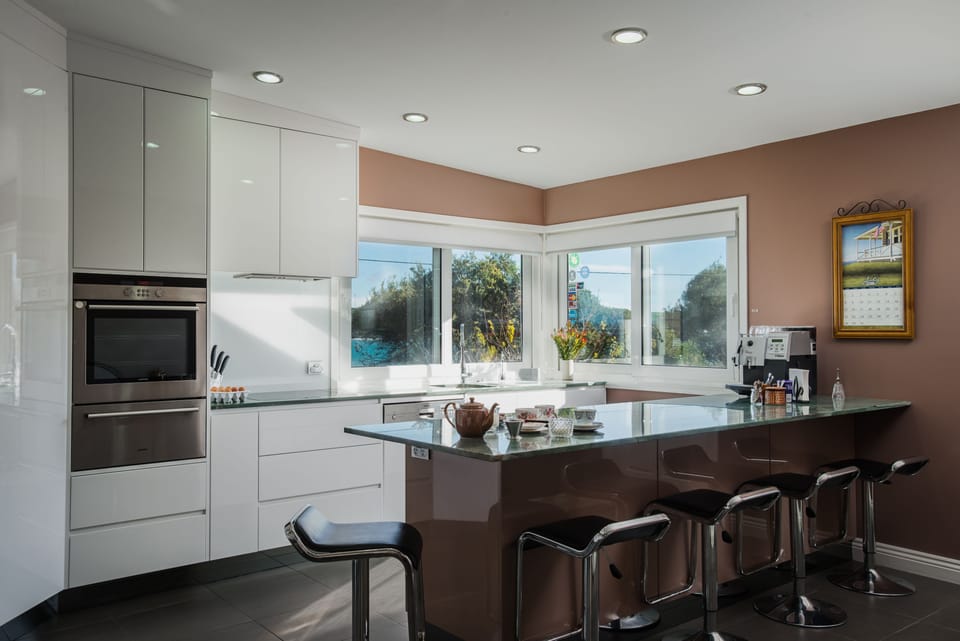 Free daily cooked-to-order breakfast