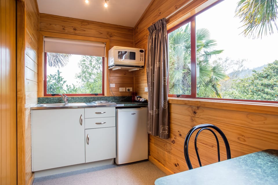 Studio Motel | Private kitchenette