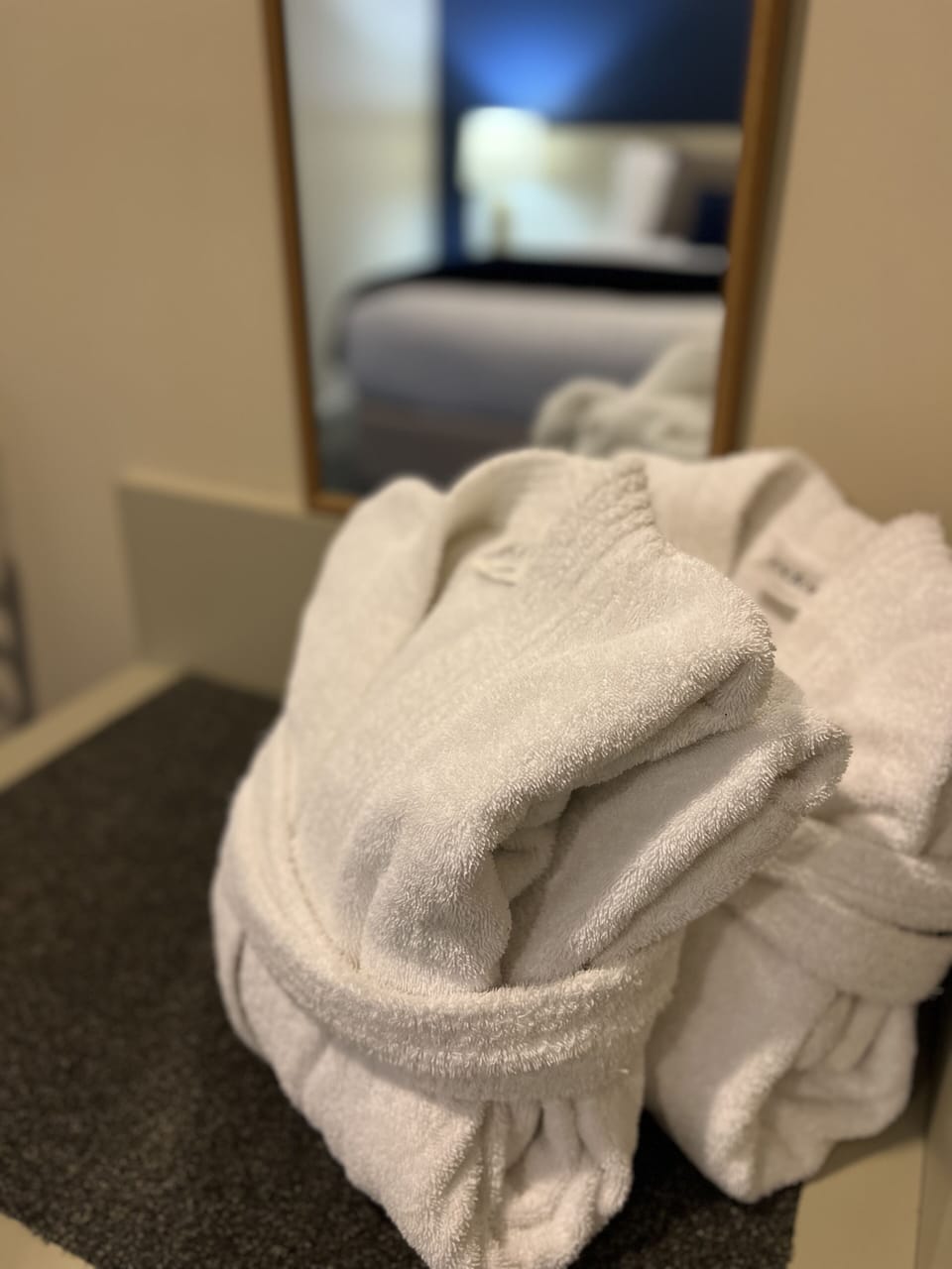 Luxury Suite | Blackout drapes, soundproofing, iron/ironing board, WiFi (free)
