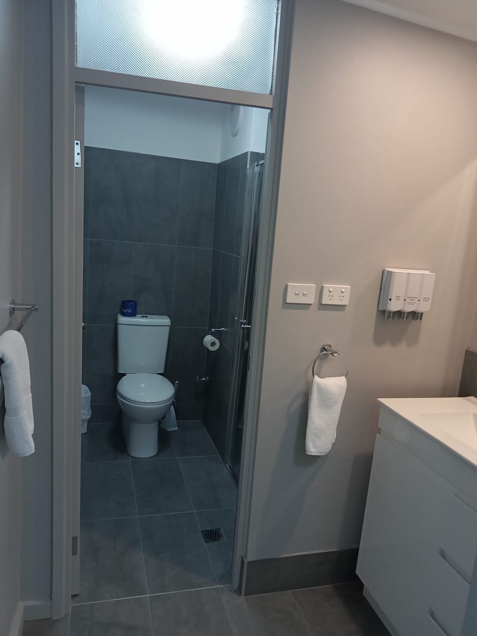 Shower, free toiletries, hair dryer, towels