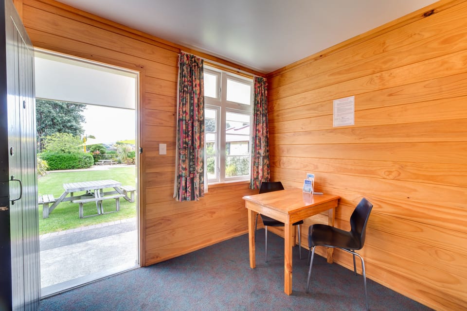 Kitchen Cabin - 2 Berth | In-room dining