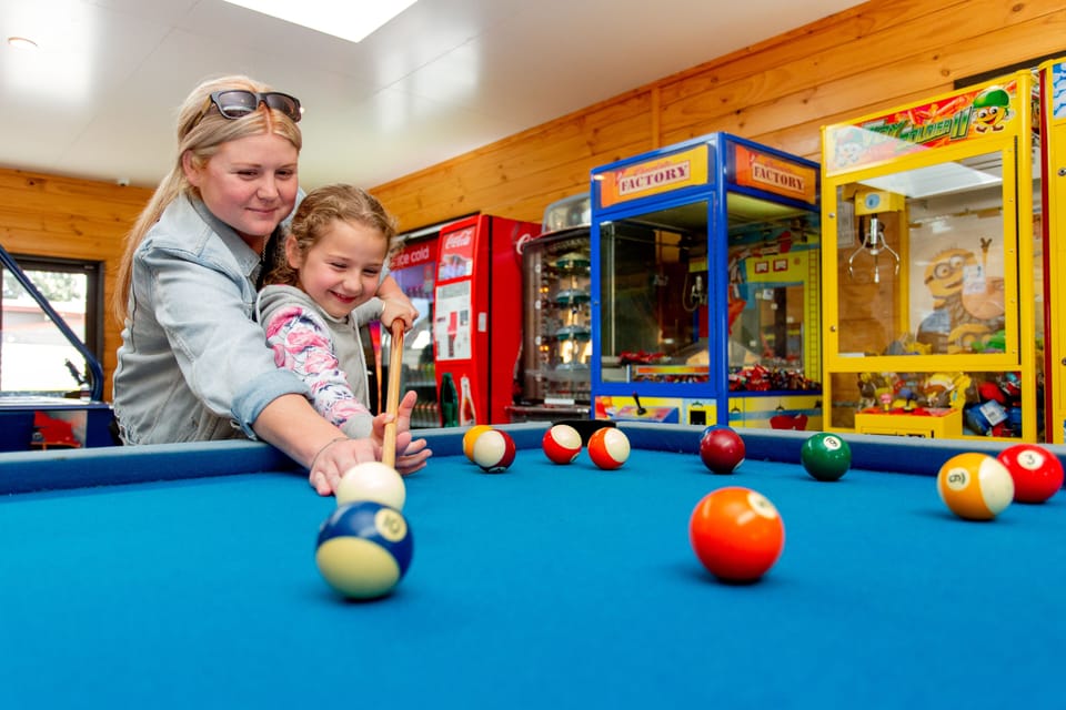 Wellington TOP 10 Holiday Park Campground/ 
RV Resort in Lower Hutt