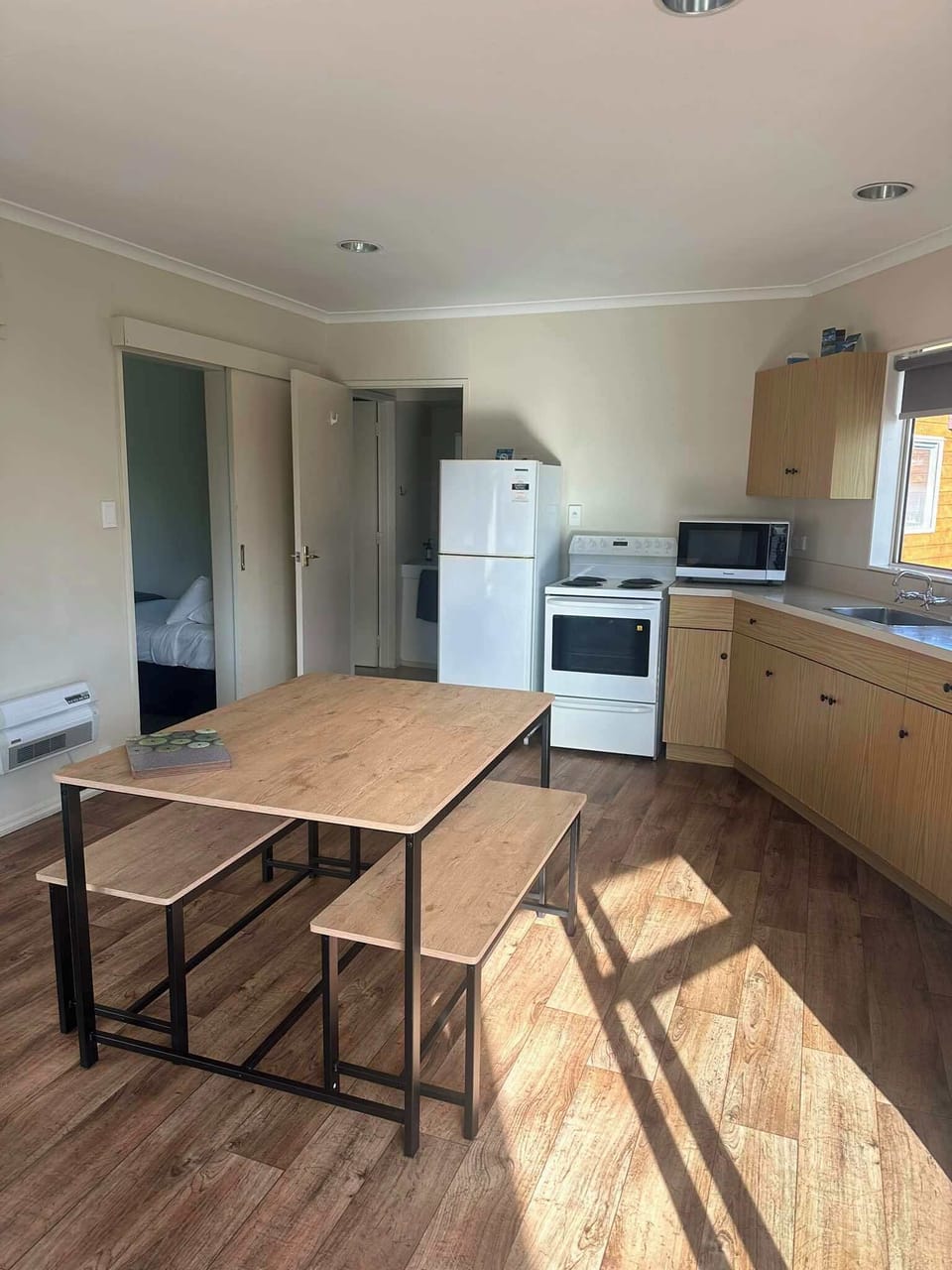 Superior Bungalow, 2 Bedrooms, Kitchen | Iron/ironing board (on request), WiFi (free)