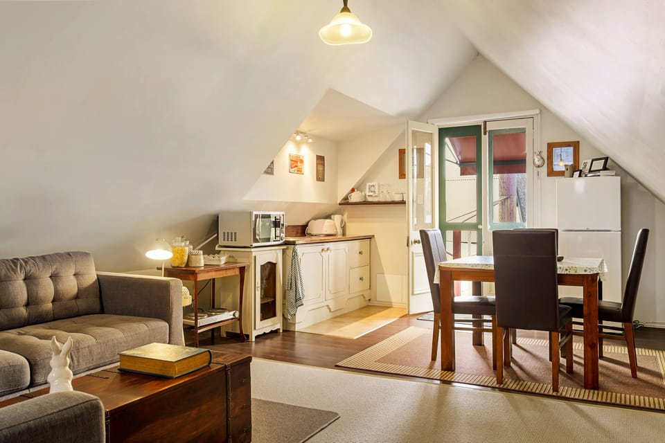 Traditional Apartment, 2 Bedrooms, Kitchenette, Mountain View | Living area | Plasma TV, DVD player