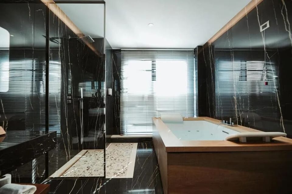 Marinaj Hotel Hotel in Tirana