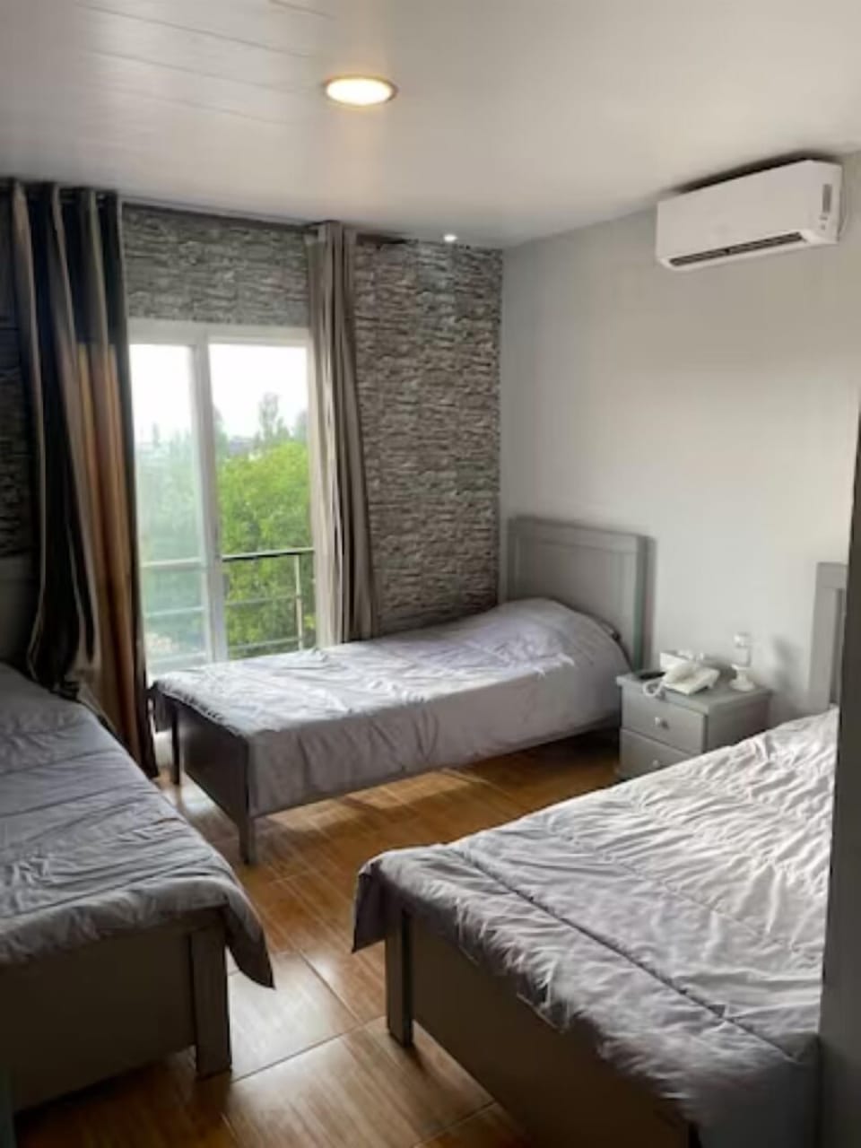 Classic Triple Room | WiFi (free)