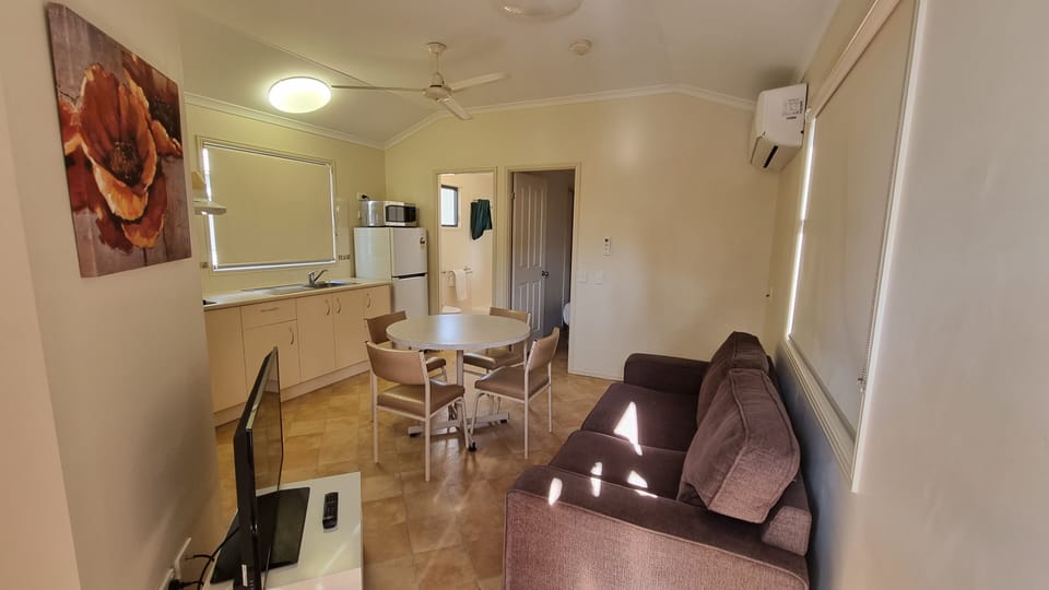 2 Bedroom Superior - NOT Pet Friendly | Bed sheets