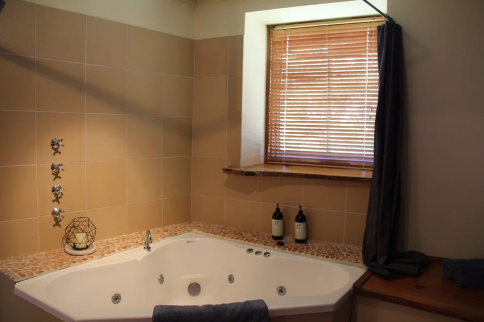 Peppermint Ridge Retreat Hotel in Tasmania