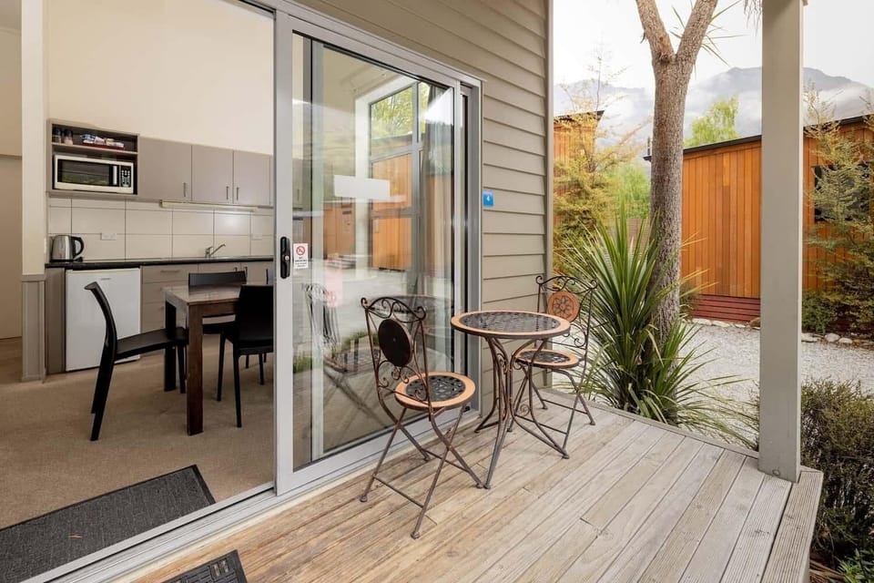 1 Bedroom Motel | Terrace/patio