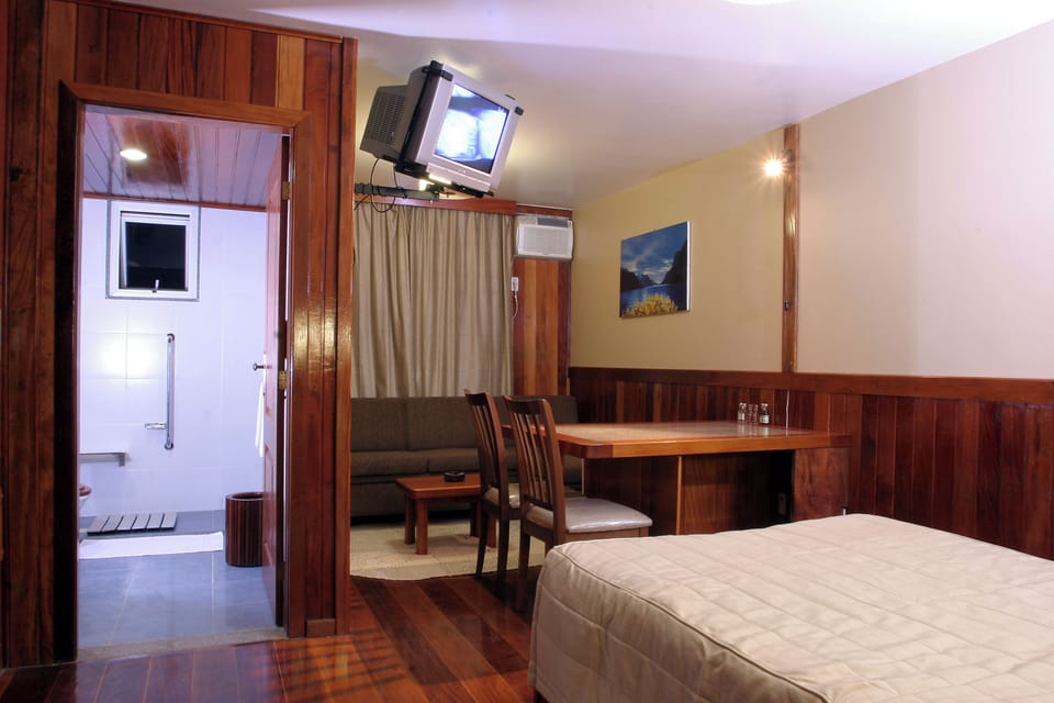 In-room safe, iron/ironing board, free WiFi, bed sheets