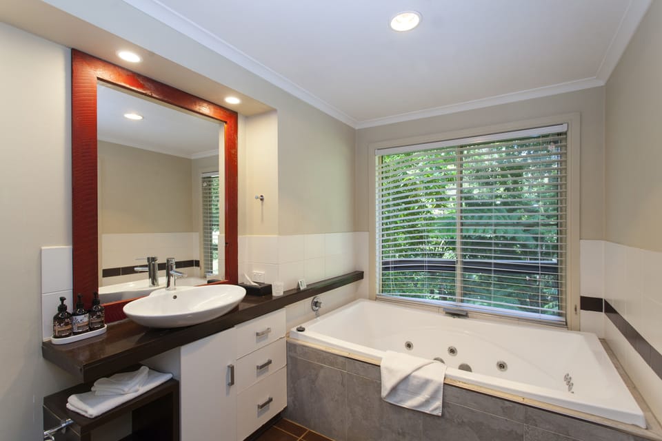 Luxury Suite, 1 Bedroom, Balcony (Rainforest Luxury Villa) | Premium bedding, minibar, desk, iron/ironing board