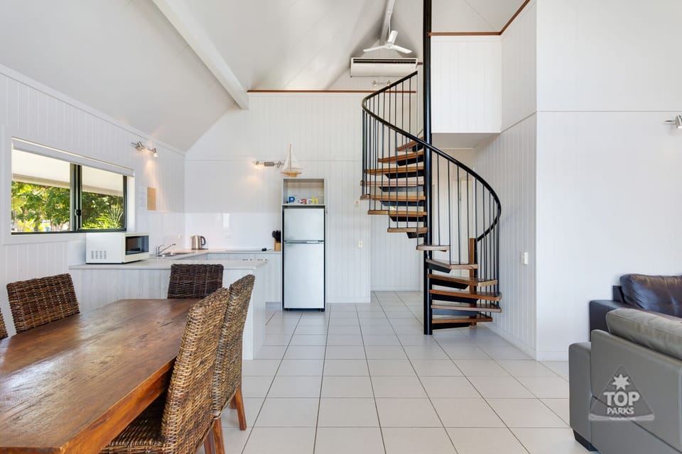Standard Suite, Multiple Bedrooms, Non Smoking, Kitchen (Ocean View Villa) | Living area | TV