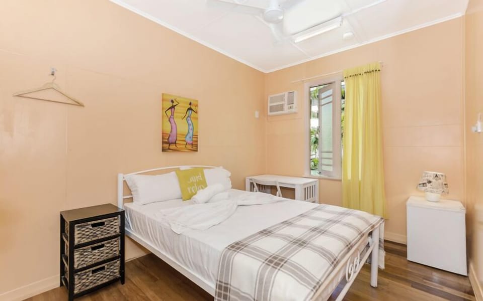Standard Room, Non Smoking (Double Room with Ensuite) | In-room safe, free WiFi, bed sheets