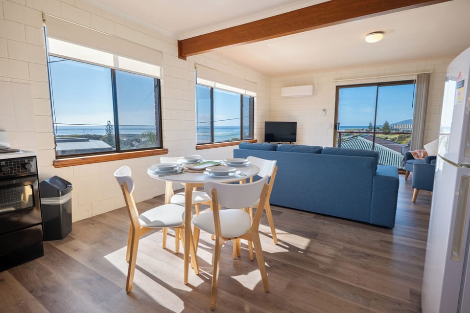 Deluxe Villa, 2 Bedrooms, Non Smoking, Kitchen (DeLux Balcony 4) | Premium bedding, individually decorated, individually furnished