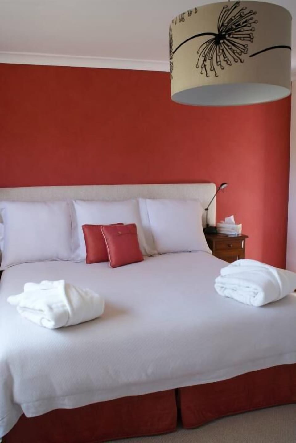 Standard Room, Non Smoking (South Room) | 1 bedroom, premium bedding, desk, soundproofing