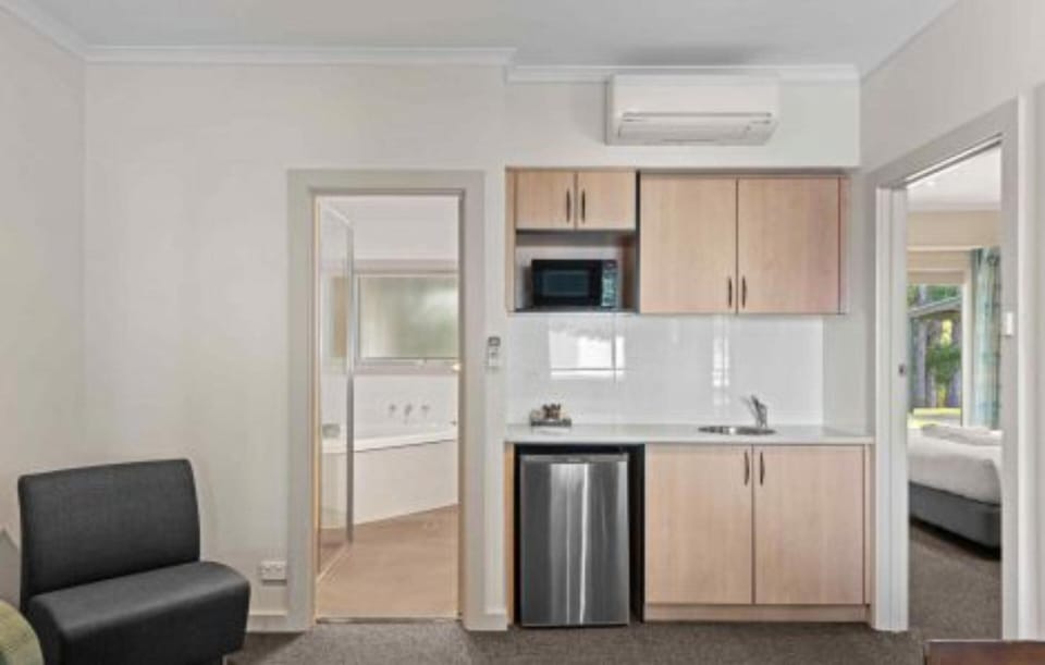 Standard 2 Bedroom Spa Unit | Private kitchenette | Electric kettle