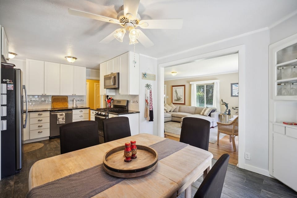House, 3 Bedrooms | Dining
