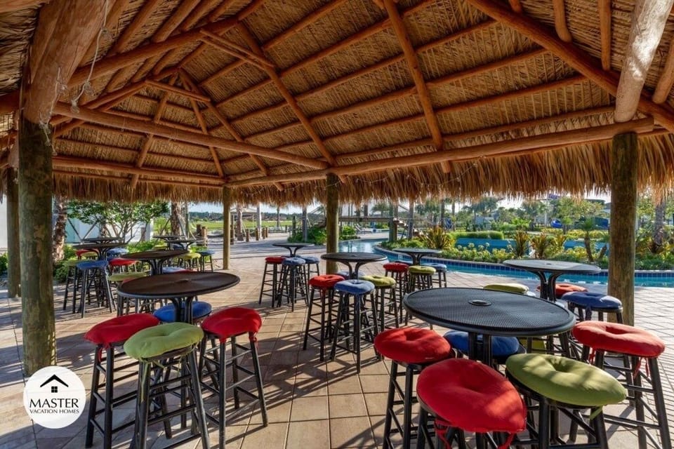 House, Multiple Bedrooms | Bar (on property)