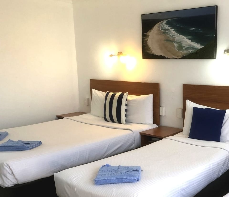 Standard Triple Room (Queen and Single Bed) | Desk, laptop workspace, iron/ironing board, WiFi (free)