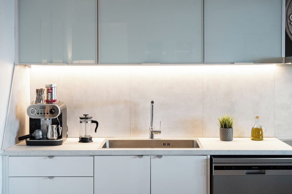 Comfort Apartment | Private kitchen | Fridge, oven, stovetop, dishwasher