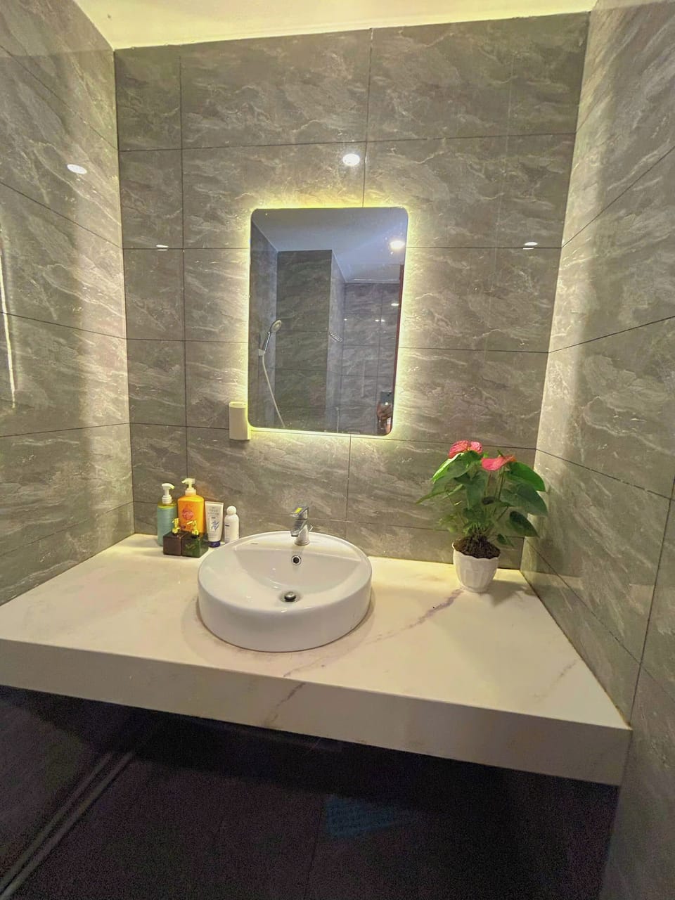 Family Shared Dormitory | Bathroom | Separate tub and shower, rainfall showerhead, hair dryer, slippers