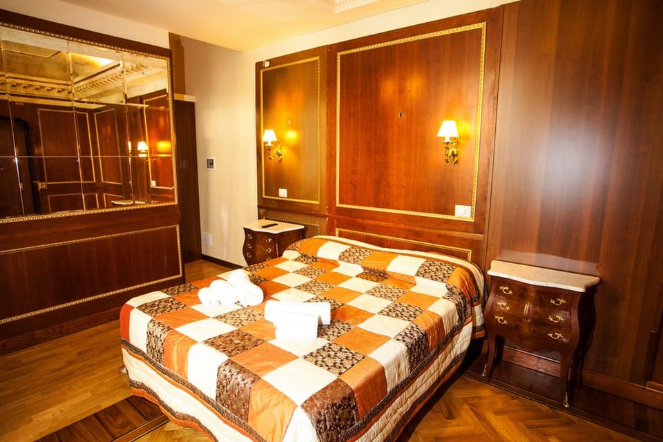 Quadruple Room | Desk, iron/ironing board, free WiFi, bed sheets